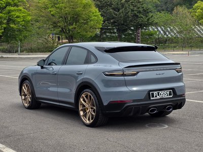PORSCHE CAYENNE - 4
