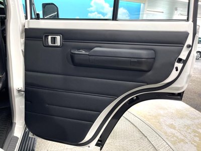 2024 Toyota LAND CRUISER 70 — миниатюра 37