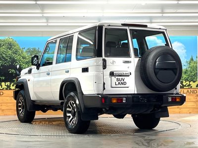 2024 Toyota LAND CRUISER 70 — миниатюра 17