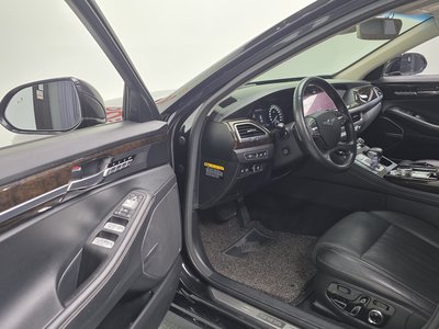 2019 Genesis G90 缩略图 12