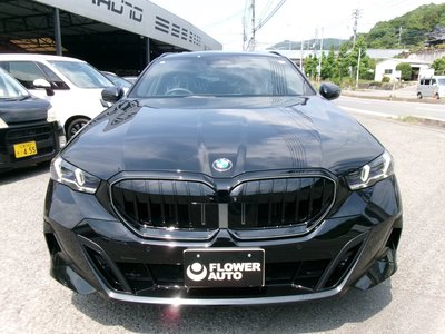 2025 BMW 5 SERIES TOURING photo 10