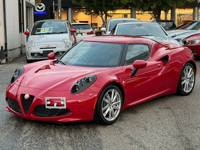 2015 ALFA Romeo 4C 照片 2