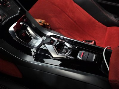 صورة 9 لـ 2015 Lamborghini HURACAN