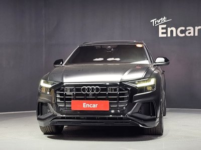صورة 2 لـ 2023 AUDI Q8