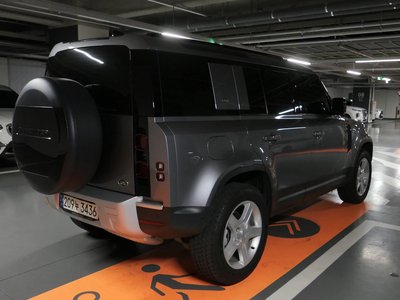 صورة 3 لـ 2021 LAND Rover DEFENDER