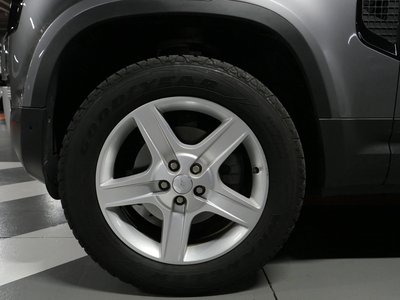صورة 6 لـ 2021 LAND Rover DEFENDER