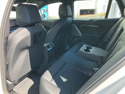 2025 BMW 5 SERIES TOURING 缩略图 37