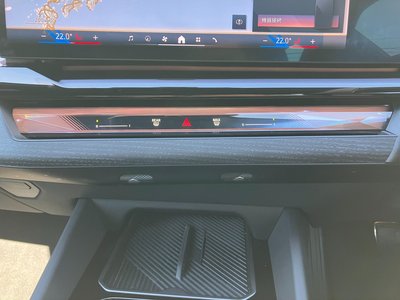 2025 BMW 5 SERIES TOURING 缩略图 21