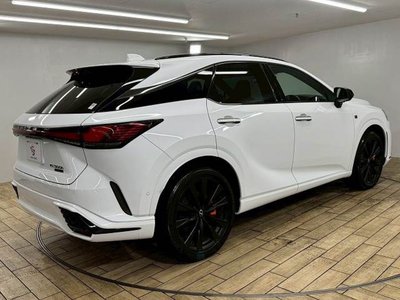 2023 Lexus RX — миниатюра 17