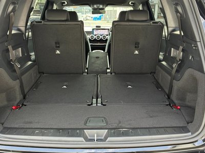 2025 Mercedes-BENZ GLB — миниатюра 18
