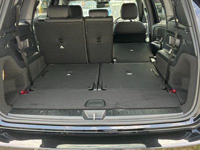 2025 Mercedes-BENZ GLB — миниатюра 16