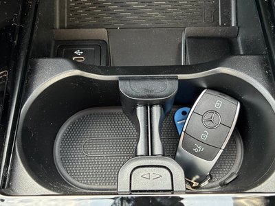 2025 Mercedes-BENZ GLB — миниатюра 44