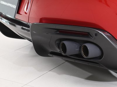 2024 Ferrari ROMA SPIDER thumbnail 12