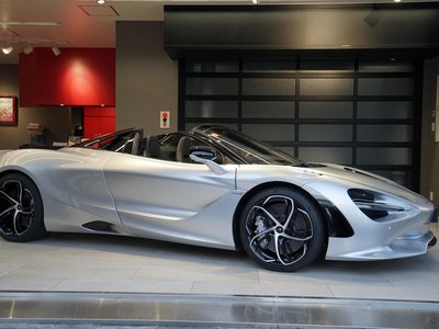 MCLAREN 750S SPIDER - 2