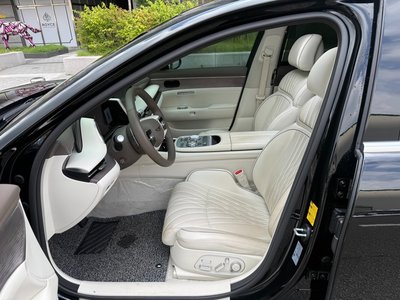 صورة 10 لـ 2022 Genesis G90 (RS4)