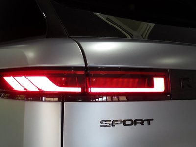 2023 LAND Rover RANGE ROVER SPORT — миниатюра 32