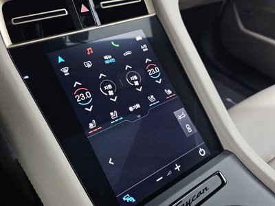 2023 Porsche TAYCAN 缩略图 17