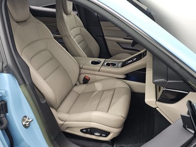2023 Porsche TAYCAN 缩略图 12