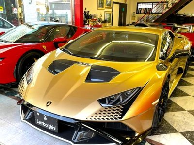 LAMBORGHINI HURACAN - 1