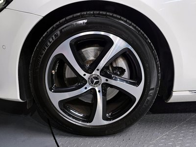 MERCEDES-BENZ E-CLASS - 7