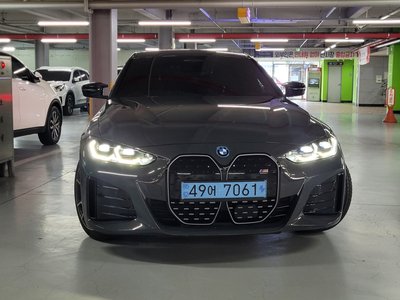 2023 BMW I4 photo 5