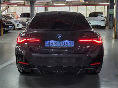 2023 BMW I4 photo 3