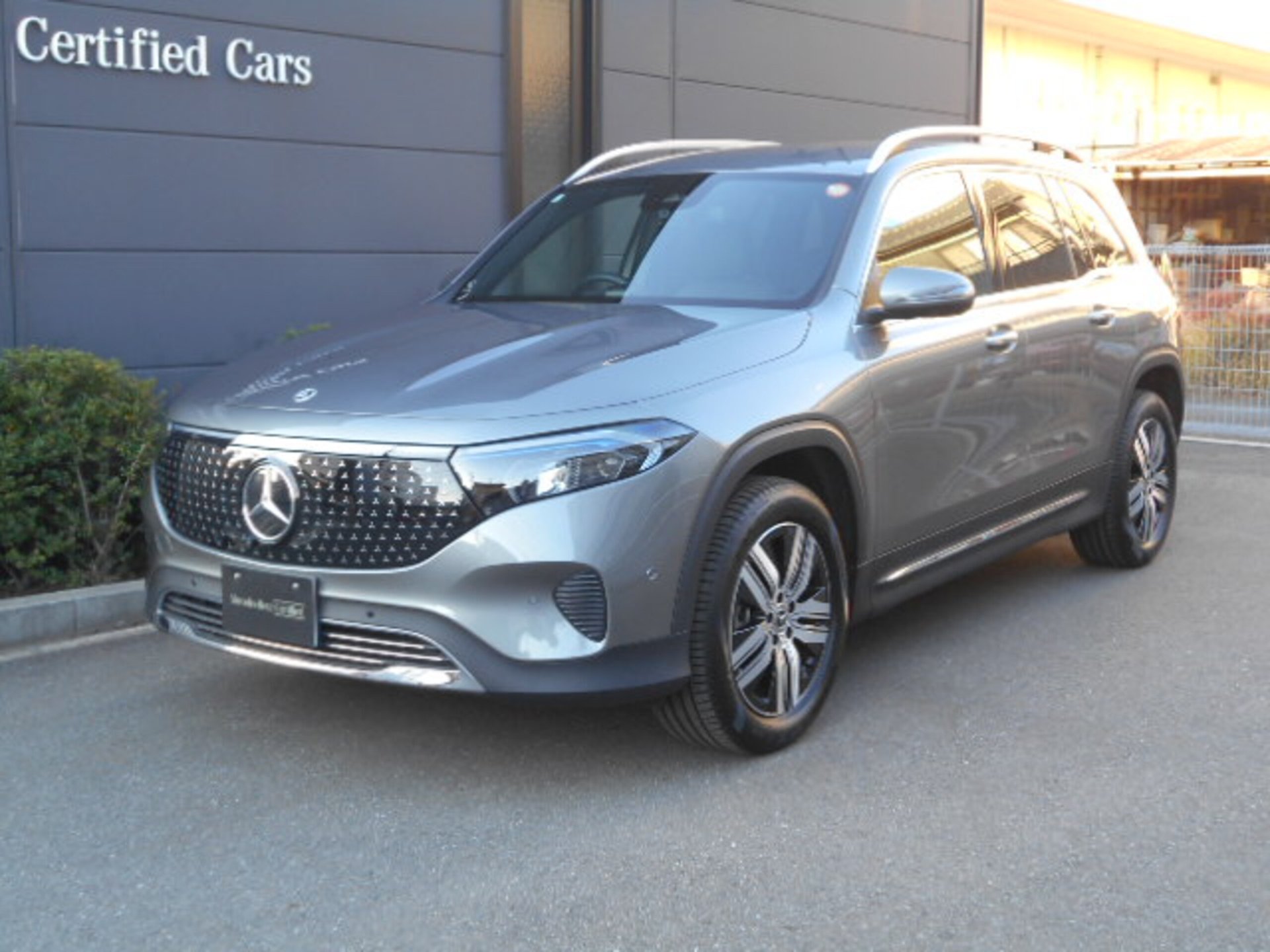 MERCEDES-BENZ EQB - View 1