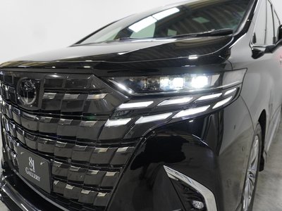 TOYOTA ALPHARD - 9