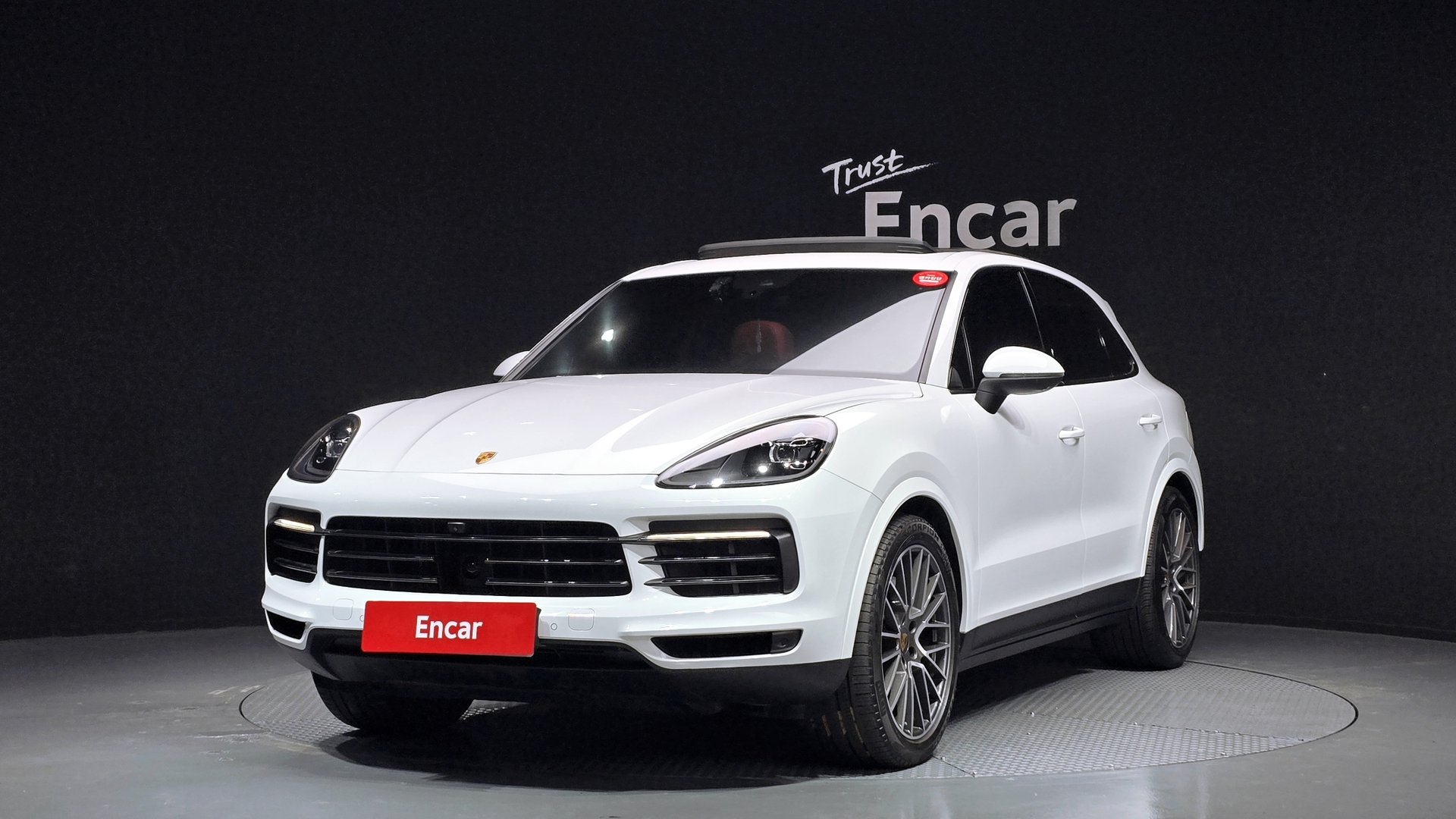 PORSCHE CAYENNE - View 1