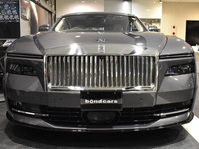 ROLLS-ROYCE SPECTRE - 6