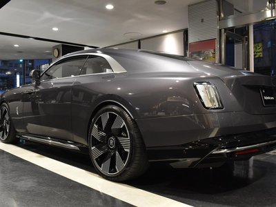 ROLLS-ROYCE SPECTRE - 4