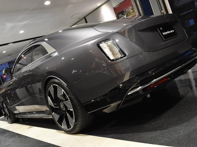 ROLLS-ROYCE SPECTRE - 3