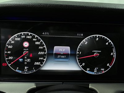 MERCEDES-BENZ E-CLASS - 8