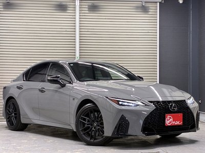 LEXUS IS - 10