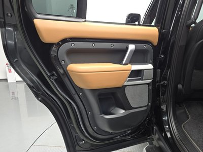 صورة مصغرة 15 لـ 2023 LAND Rover DEFENDER