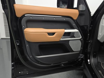 صورة مصغرة 14 لـ 2023 LAND Rover DEFENDER