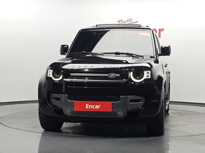 صورة 2 لـ 2023 LAND Rover DEFENDER
