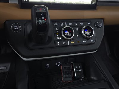 صورة مصغرة 12 لـ 2023 LAND Rover DEFENDER