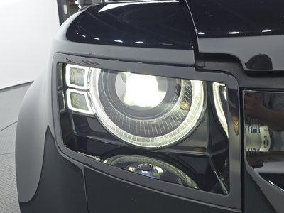 صورة 9 لـ 2023 LAND Rover DEFENDER
