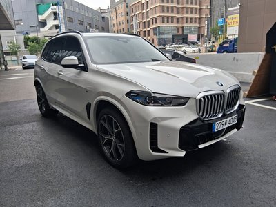 2025 BMW X5 photo 5