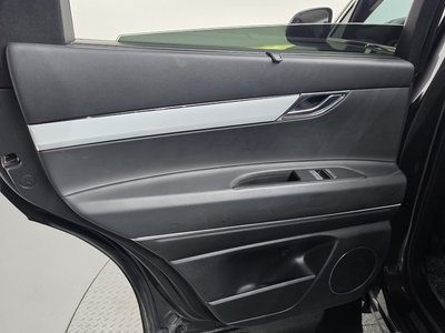 2021 Genesis GV80 thumbnail 15