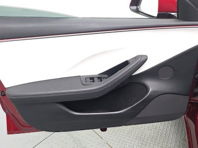 صورة مصغرة 14 لـ 2025 Tesla MODEL 3