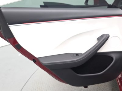 صورة مصغرة 15 لـ 2025 Tesla MODEL 3