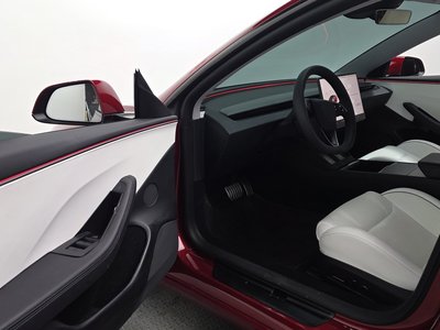 صورة مصغرة 13 لـ 2025 Tesla MODEL 3