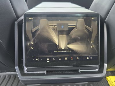 2024 Tesla CYBERTRUCK — миниатюра 14