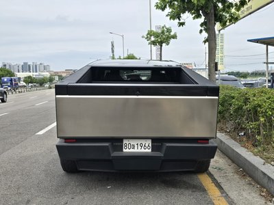 2024 Tesla CYBERTRUCK — миниатюра 7