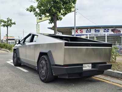 2024 Tesla CYBERTRUCK — миниатюра 6