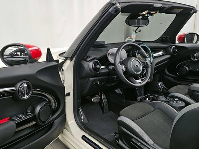 MINI COOPER S CONVERTIBLE - 10