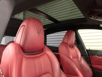 صورة 5 لـ 2021 Maserati LEVANTE