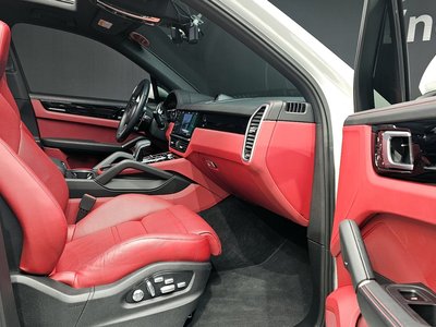 PORSCHE CAYENNE - 10